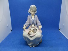 Lladro Lap Full Of Love Girl Three Kittens Figurine 5739 No Box 8 Inches Tall picture