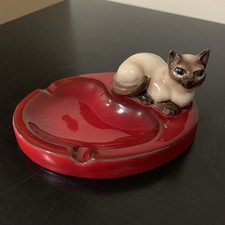 Vintage Brad Keeler Ceramic Siamese Cat on Ming Dragonblood Red GLAZED ASHTRAY picture
