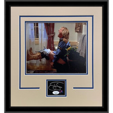 Jeff Daniels Autographed Dumb And Dumber (On Toilet) 8x10 Photo Signature Series picture