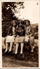 Harmonsburg PA Bob Hair Flapper Girls Fashion Snapshot 1926 Antique Photo 2 picture