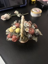 Rare vintage Majello capodimonte fruit & flower basket ceramic 🎨porcelain picture