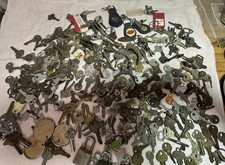 Antique Vintage Keys Large Lot 6.8pds Car, Clock, Cabinet & Industrial + Locks picture