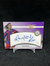Topps Definitive UCC UEFA Ronaldinho /5 Auto On Card FC Barcelona Autograph picture