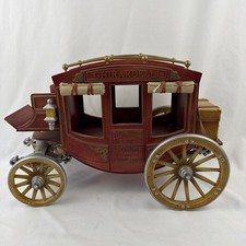 Vintage Wooden Stagecoach. Ghirardelli & Sons. Red & Gold 8
