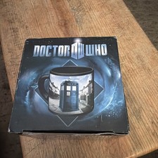 Doctor Who Disappearing Tardis Coffee Mug Add Hot Liquid Watch picture