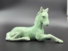 HTF Vintage SylvaC England Matte Green Horse Foal Figurine #1447 Reclining Pony picture