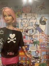 Tokidoki Barbie SIGNED SIMONE LEGNO INNER PIC And NECK2011 First In Series RARE picture