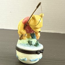 Disney Figurine Winnie the Pooh Fishing Trinket Box 3 