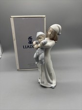 Hard to find Vintage Lladro 8019 - Going To Bed W/ Original Box picture