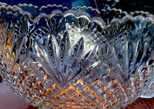 MCM L. E. Smith Glass Pineapple, Fans & Diamonds