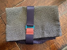 KLM x Envisions Business Class Amenity Ombre Blue/Yellow Bag picture