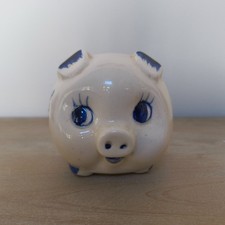 Vintage piggy bank pig blue and white ceramic Kentucky souvenir picture