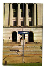 US Courthouse and Post Office Texarkana vintage postcard unposted picture