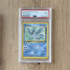 Pokemon TCG Fossil Articuno 1999 1st Edition #17/62 English PSA 9 picture