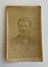 Old Antique unmounted CDV Photo Young Man Gentleman in Suit Photograph picture