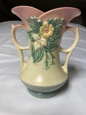VINTAGE  Hull Art Pottery Wildflower Vase USA W-6-7 1/2 picture