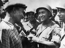 Some US Soldiers speaking French civilian liberation town Sainte M- WWII Photo picture
