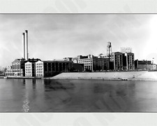 1982 View of the Uniroyal Plant Near Entrance Belle Isle In Detroit 8x10 Photo picture