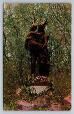 Minnehaha and Hiawatha Statue Minnihaha Park Minneapolis, MN Circa 1914 Postcard picture