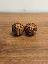 Pair of  Match Chinese Health Walnut 精品老树苹果原文玩核桃39x37x33精配 配手套和刷子🍎🍏已打底 直接盘玩 picture