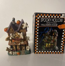 Vtg 95 Spooky Hollow Platform Station Porcelain House Halloween Village Light Up picture