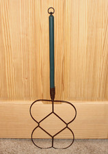 VTG Bat Wing Style Rug Beater Wood Handle Metal Primitive Farmhouse 28