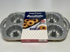 Anniversary Bundtlette Pan-Crafted from durable cast aluminum with a premium. picture