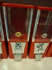 Eagle Candy Gumball Machine 25 cents works perfect picture