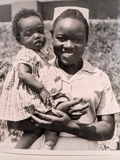 Original 1962 COI Uganda Photo Nurse Sanyu Babies Home Buganda Health Press picture