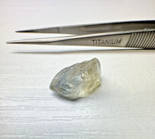Sapphire Pastel Yellow Blue  clean  faceting rough gemstone Tanzania 8.23 Carats picture