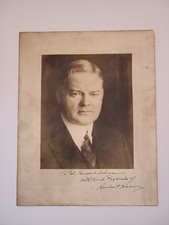 President Herbert Hoover HAND SIGNED LARGE 11 x 14 OFFICIAL WHITE HOUSE PORTRAIT picture