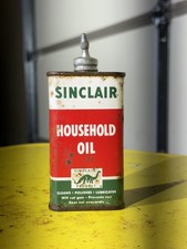 Sinclair Household Oil 4 fl oz Tin Oil Can Oiler White Red Green Gas & Oil picture
