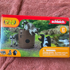 Schleich Wild Life Raccoon Family Toy Figurine Set w/ Barrel 42596 picture