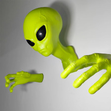 Green Alien UFO Visitor 51 Area Study Living Room Wall Hanging Ornamen picture
