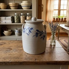 Vintage 1999 Salmon Falls Stoneware 2-Gallon Lidded Crock / Cookie Jar picture