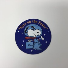 Eyes on the Stars Snoppy Astronaut Vinil Decal 3