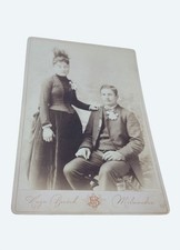 Antique Hugo Broich Milwaukee Cabinet Card Photograph Couple Late 19th Century picture