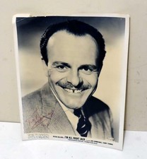 TERRY-THOMAS Signed 8x10 Photo  ICONIC BRITISH COMEDIAN Still Autograph picture
