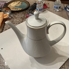 Noritake Heritage White Gold Rim tea coffee pot   #2982 picture