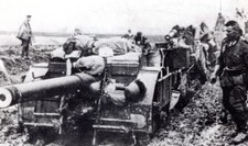 WWII Russia Eastern Front German SPG Gun in Mud old Photo 1942 picture