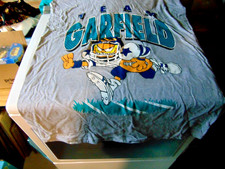 Vtg Garfield The Cat Football Team T Shirt NWT picture