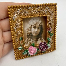 Vintage LaVie Frame Roses Floral Resin Victorian Garden Style 2
