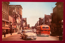 JOHN'S DEALS - US - RICHMOND, IND MAIN STREET VINTAGE CAR & BUS POSTCARD 1950'S? picture