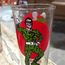 vintage 1976 Pepsi DC Comics Super Series collector glass featuring the Riddler. picture