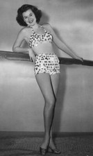 American Actress Barbara Hale Poses Wearing A Bathing Suit 1946 OLD PHOTO picture