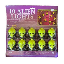 Vintage Fun World Alien Head String Lights Green Halloween New Old Stock Sealed picture