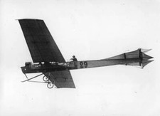 Latham in flight in his 'Antoinette' 1909 1909 OLD PHOTO picture