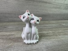 Vintage White Cat Figurine Cute Kitty Couple Embracing Ceramic Decor 4