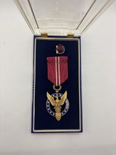 1950-52 V.H.B “Presidential Medal for Merit* with case picture