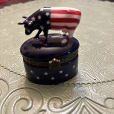 Americow 7447 Porcelain Cow Hinged Trinket Box Cow Parade USA Red White Blue picture